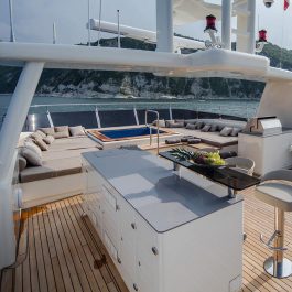 lapitec yacht